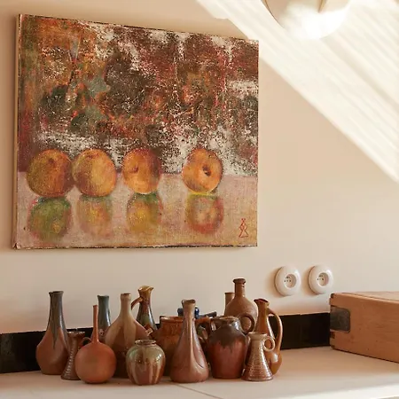 Maisons 322 - La Lumineuse בית הארחה 4*